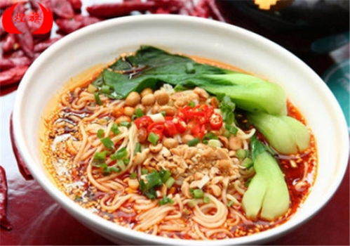 重慶小面火爆全國，哪里能學正宗配方和餐飲管理技巧？